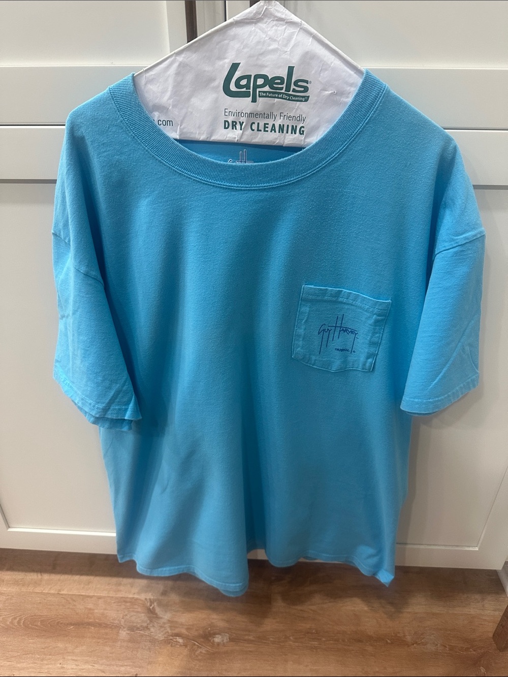Guy Harvey Men’s Short Sleeve Pocket Tee in Bright Blue